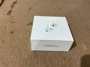 lot 22 image: Apple AirPods Pro (2nd Generation)