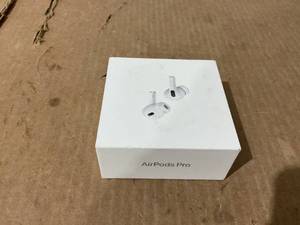 lot 23 image: Apple AirPods Pro (2nd Generation)
