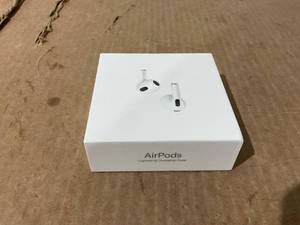 lot 24 image: Apple AirPods (3rd Generation)