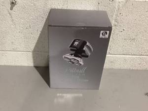 lot 562 image: Skull Shaver Pitbull Silver PRO