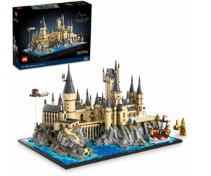 lot 43 image: LEGO Harry Potter Hogwarts Castle and Grounds 76419 Building Set
