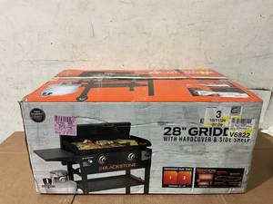 lot 7 image: Blackstone Original 2-Burner 28 Propane Omnivore Griddle with Hard Cover