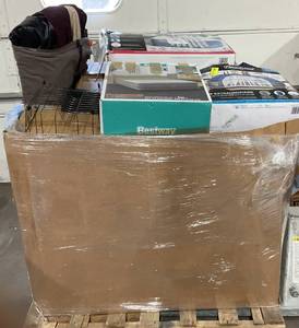 lot 905 image: Wholesale Pallet of Assorted Miscellaneous Items