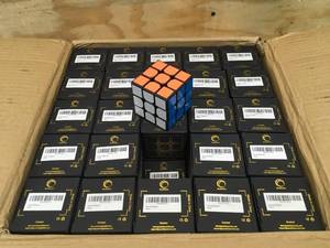 lot 41 image: Case of 100 Speed Ripper Cubes