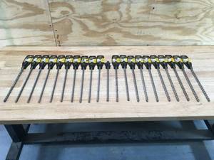 lot 58 image: Lot of 21 - DeWalt 38 x 12 SDS Bit Model # DW55300