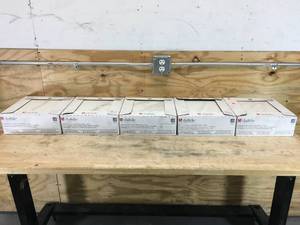 lot 5 image: Lot of 5 Boxes of - Porcelain Floor and Wall Tile 12 x 12