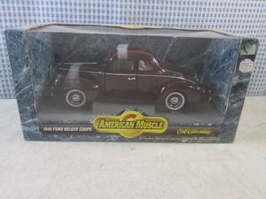 (CS) Diecast 1940 Ford Deluxe Coupe...