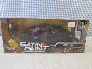 (CSB) Diecast Pagani Huayra in Box ...
