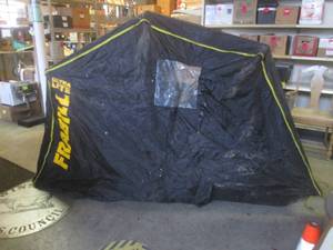 (BR2) Frabill Ultra Lite Portable O...