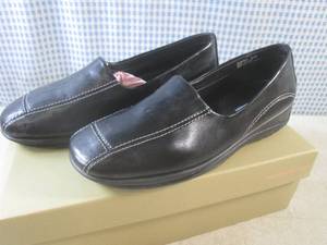 (CSB) Pair of Naturalizer Shoes in ...