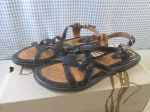 (CSB) Pair of B-O-C Black Sandals S...