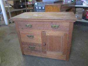 (FRNT) Vintage Wood Cabinet with 3-...