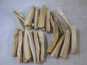 (CNTR) 24 Humo Sagrado Sacred Smoke...