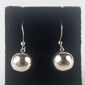lot 45 image: Sterling Silver Ball Drop French Wire Earrings .