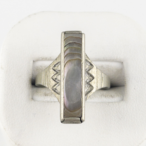 lot 85 image: Elongated Mother Of Pearl Etched Pewter () Ring. Size 7.75 - 8.
