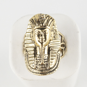 lot 103 image: Marianna & Richard Jacobs  Sajen Bronze Pharaoh Gold Tone Base Metal Statement Ring Estimated Replacement Value $120. Size 12 - 12.25.