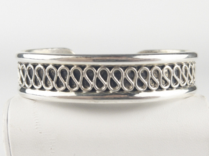 lot 299 image: Caspian International (CI)  Heavysterling Silver Cuff Bracelet.