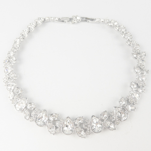 lot 389 image: Swarovski Glamorous Crystal Rhinestone Silver Tone Base Metal Collar Necklace.