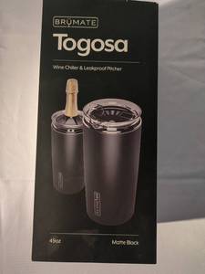 lot 16 image: Brumate Togosa Wine Chiller & Leakproof Pitcher Matte Black 49oz BevGuard