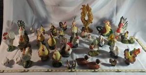 lot 27 image: Vintage Ceramic Chicken  Duck Figurines Collection 42 Pieces