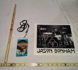 lot 130 image: Jason Bonham Led Zeppelin Experience Signed Memorabilia Collection