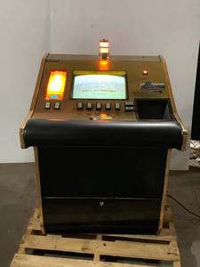 lot 3 image: Vintage IGT Multi Poker Video Slot Machine 25-cent Coin Operated Serial #299560