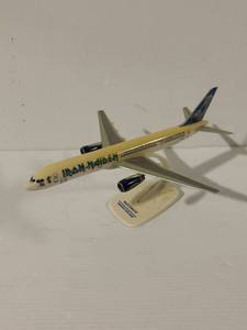 lot 99 image: Iron Maiden Ed Force One Model Plane Collectible Airplane Rare Limited Edition