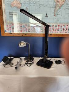 lot 89 image: Assorted Desk Lamps Lot
