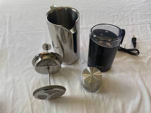 lot 143 image: Krups Coffee Grinder & French Press Set