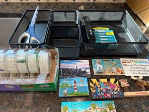 lot 157 image: Office Supplies & Souvenir Magnets Lot