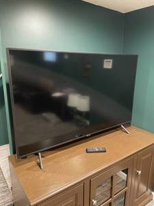 lot 205 image: Samsung 58 LED TV 4K UHD