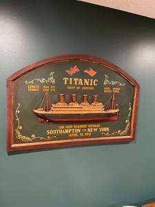 lot 215 image: Titanic Wall Art Plaque Collectible
