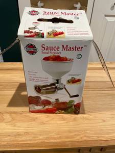 lot 221 image: Norpro Sauce Master Food Strainer