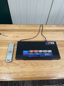 lot 235 image: Sony DVP-NS77H CDDVD Player