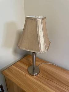 lot 250 image: Home Depot Table Lamp