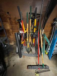 lot 346 image: Garden and Landscaping Tool Lot
