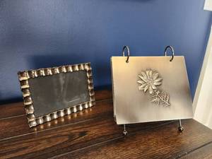 lot 165 image: Decorative Frames as seen in photo