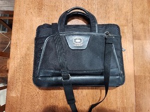 lot 169 image: Business Briefcase
