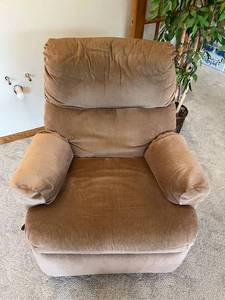 Lane Salmon Swivel Reclining Rocking Chair (18 Seating Width) in Nice Condition - Located on Lower Level