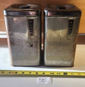 2 VINTAGE KITCHEN CANISTERS