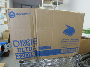 lot 97 image: Dixie Napkin Refills