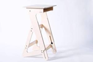 lot 120 image: Standing Desk