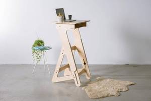 lot 121 image: Standing Desk