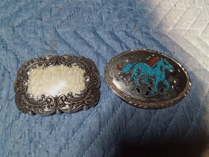 lot 32 image: 2 Belt buckles