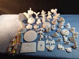 lot 98 image: Lot of unpainted ceramics and paint