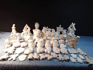 lot 92 image: Lot of unpainted ceramics