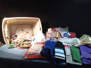 lot 95 image: Material and sewing items
