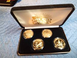 lot 59 image: 1997 Grand Casino wildlife series III coins