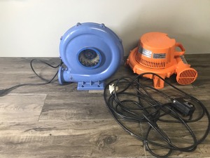 lot 293 image: 2 - Electrical Air Pumps