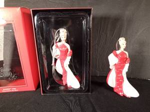 lot 134 image: 2 Hallmark barbie ornaments 2000